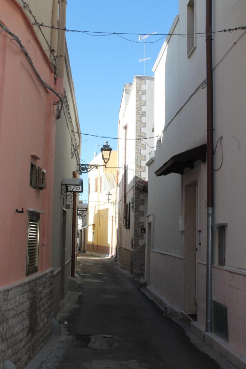 Xenia Renting Massafra Exterior foto
