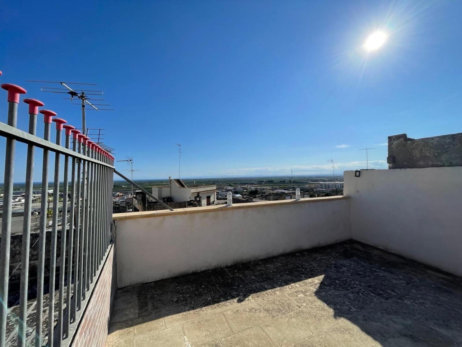 Xenia Renting Massafra Exterior foto