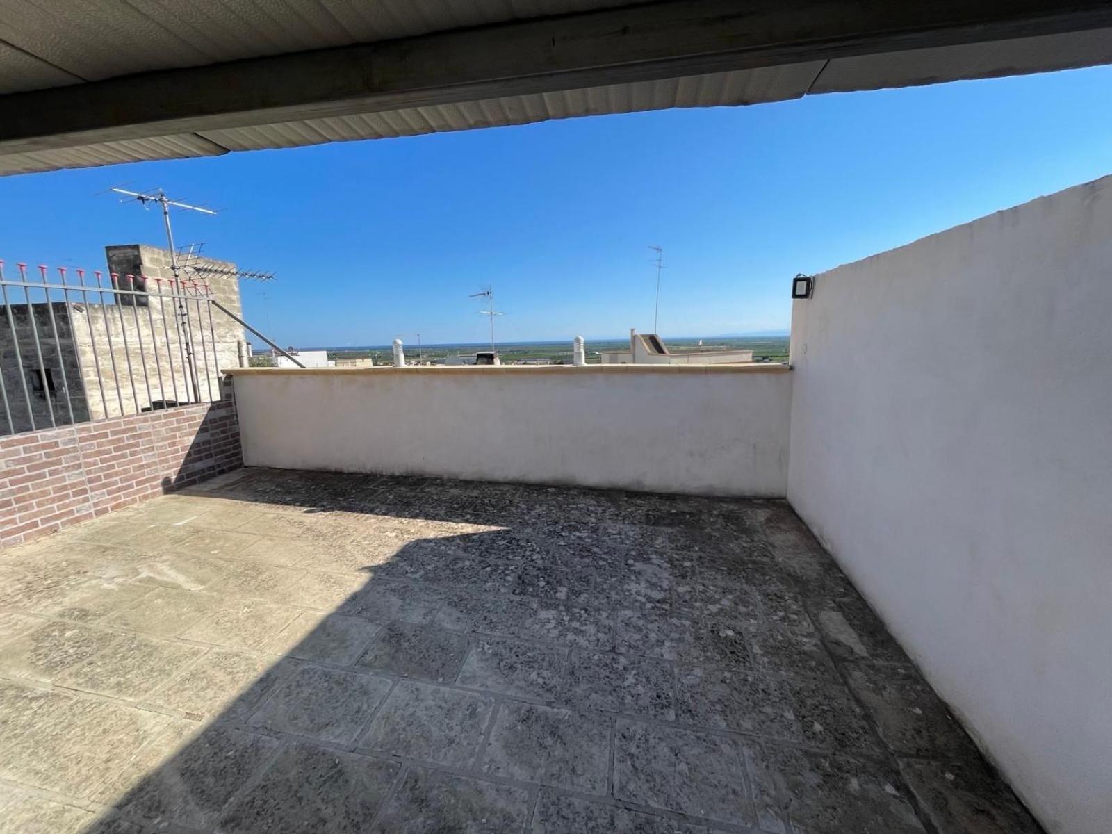 Xenia Renting Massafra Exterior foto