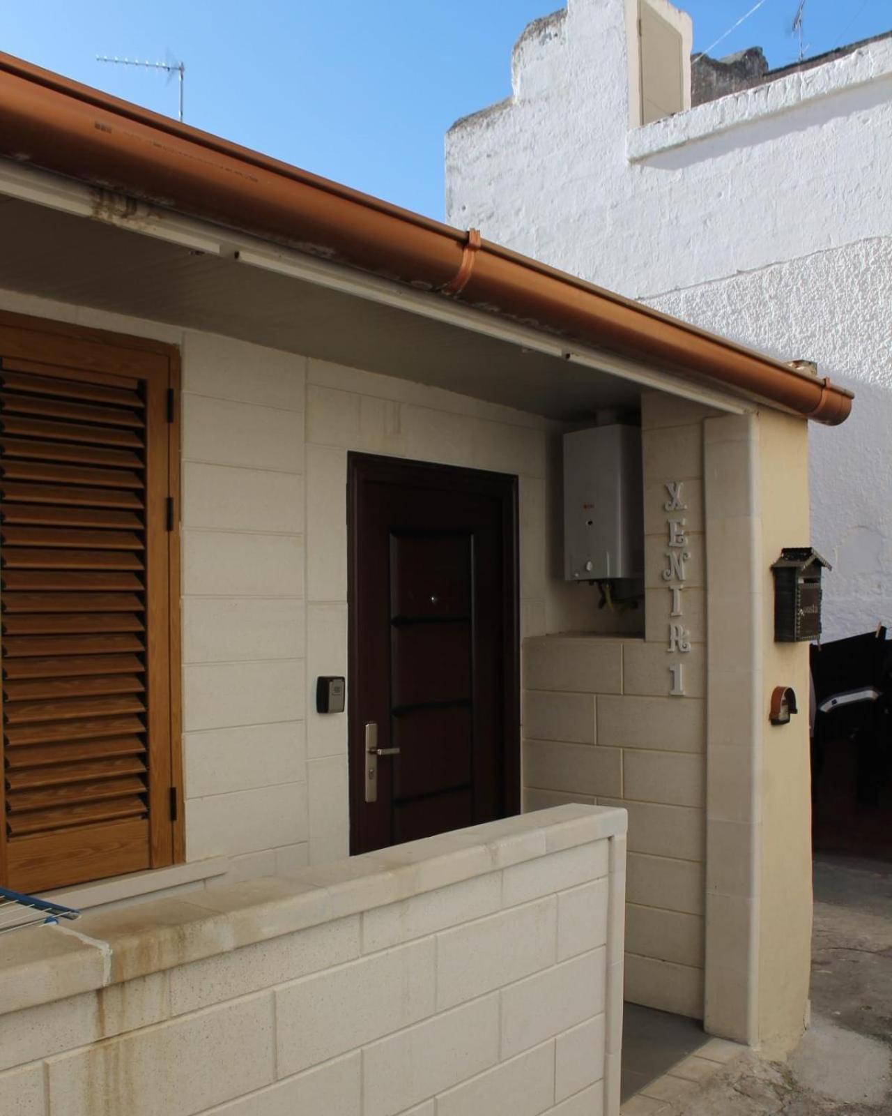 Xenia Renting Massafra Exterior foto